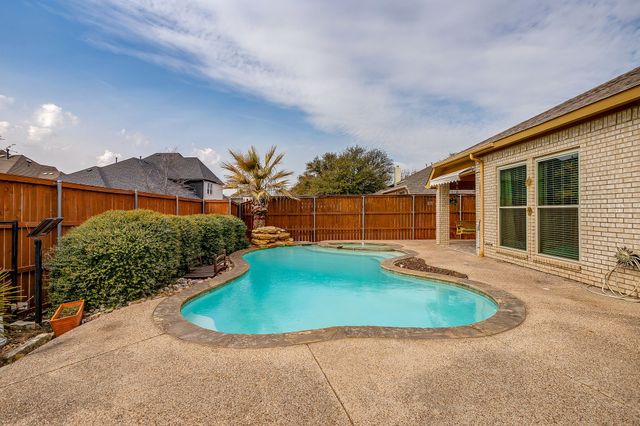 420 Vasey Oak Drive, Keller, TX 76248