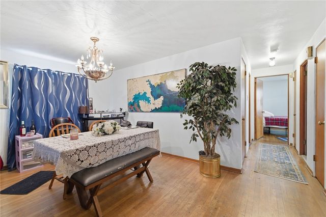 156-158 Sceneridge Avenue, Brentwood, PA 15227