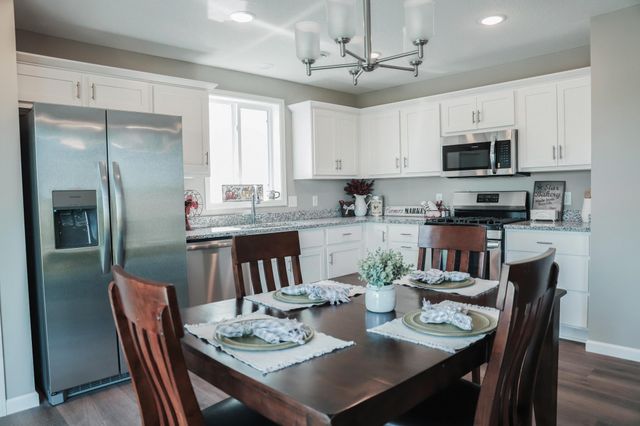 618 47th Avenue NE, Saint Cloud, MN 56304