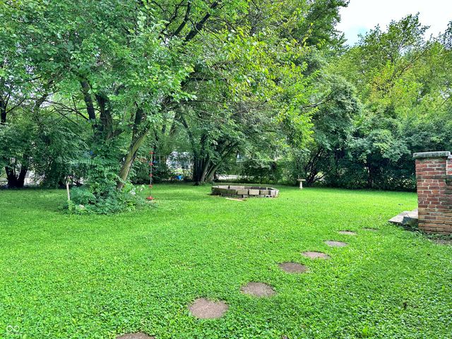 4002 N Edmondson Avenue, Indianapolis, IN 46226