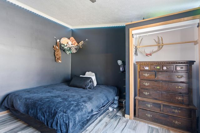 4827 E 994 N, Demotte, IN 46310