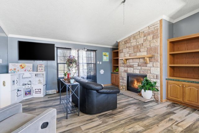 4827 E 994 N, Demotte, IN 46310