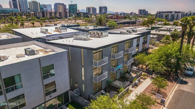 531 E WILLETTA Street 205, Phoenix, AZ 85004