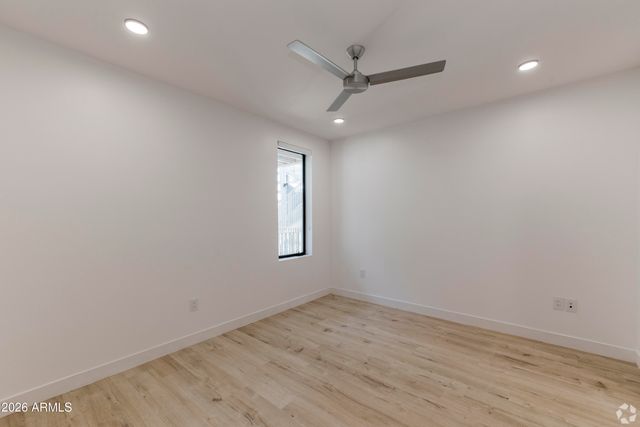 531 E WILLETTA Street 205, Phoenix, AZ 85004