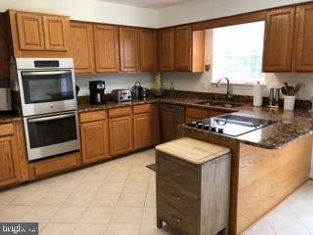 6565 KELSEY POINT CIR, Alexandria, VA 22315