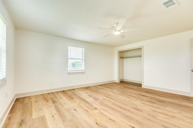 2812 N Sonny Lane, Galveston, TX 77554