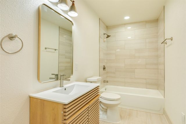 2812 N Sonny Lane, Galveston, TX 77554