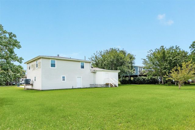 2812 N Sonny Lane, Galveston, TX 77554