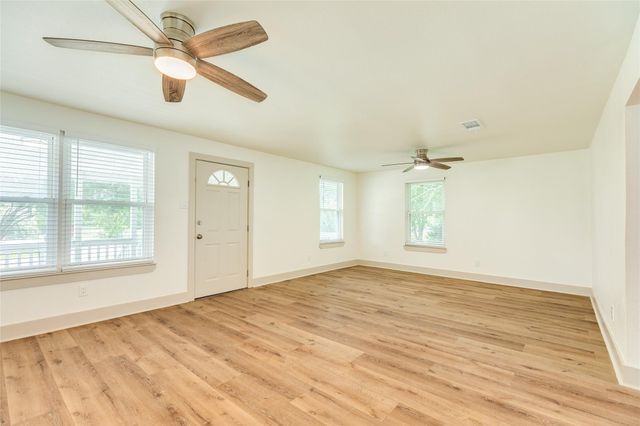 2812 N Sonny Lane, Galveston, TX 77554