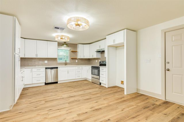 2812 N Sonny Lane, Galveston, TX 77554