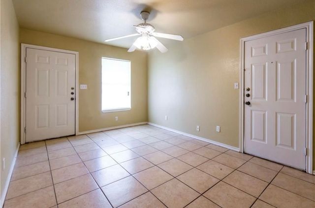 5018 Nell Street, Fort Worth, TX 76119
