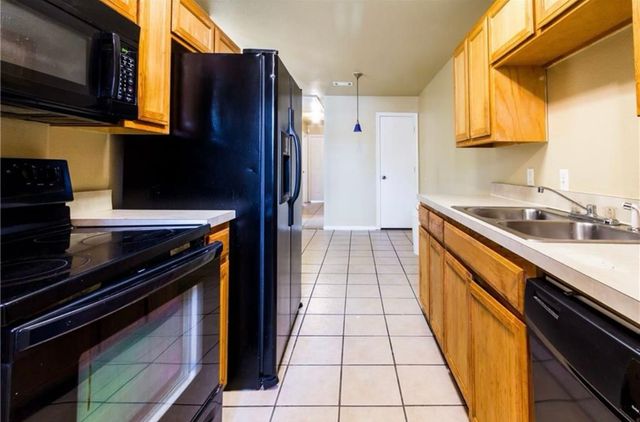 5018 Nell Street, Fort Worth, TX 76119