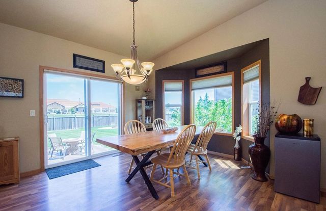 1218 35th Street Circle S, Moorhead, MN 56560