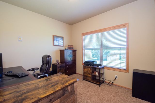 1218 35th Street Circle S, Moorhead, MN 56560