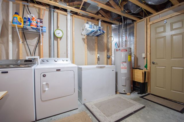 1218 35th Street Circle S, Moorhead, MN 56560