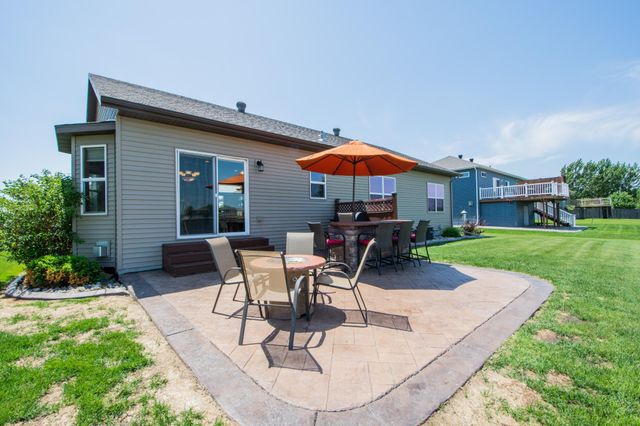 1218 35th Street Circle S, Moorhead, MN 56560