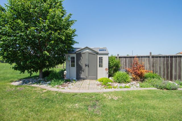 1218 35th Street Circle S, Moorhead, MN 56560