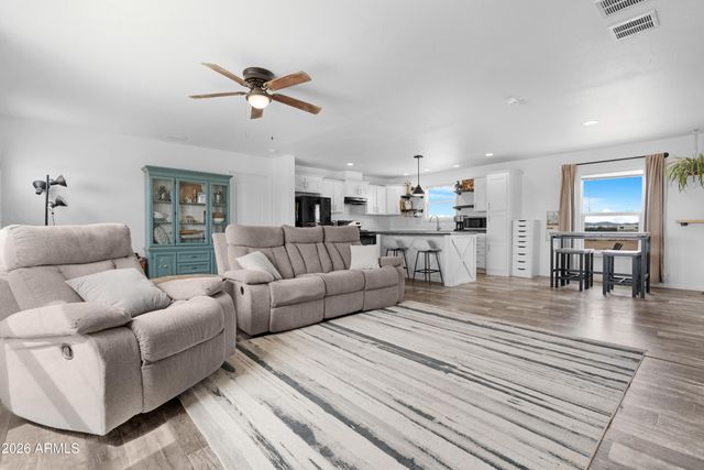 3325 N 425TH Avenue, Tonopah, AZ 85354