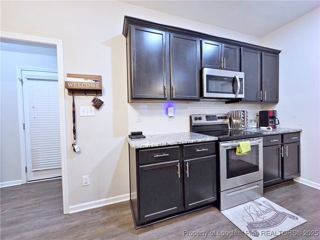 112 Longview Court, Raeford, NC 28376