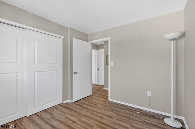 5 Steeplechase Ct, Franklin Twp., NJ 08873