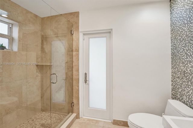 1201 Washington St, Hollywood, FL 33019