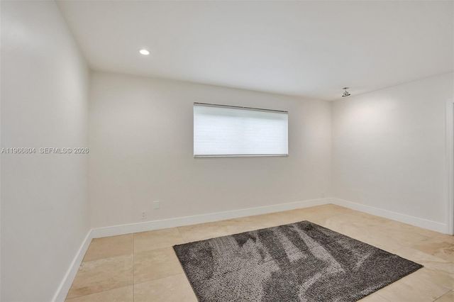 1201 Washington St, Hollywood, FL 33019