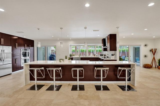 1201 Washington St, Hollywood, FL 33019