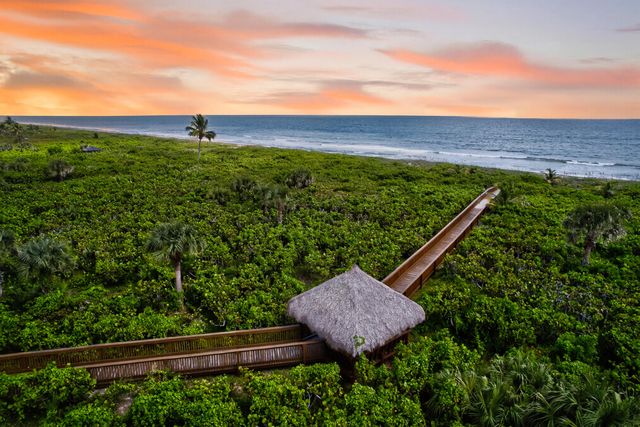 2700 N Highway A1a 506, Hutchinson Island, FL 34949