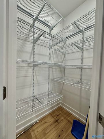 200 Skyview Circle, Muscle Shoals, AL 35661