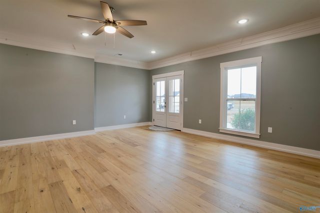 200 Skyview Circle, Muscle Shoals, AL 35661