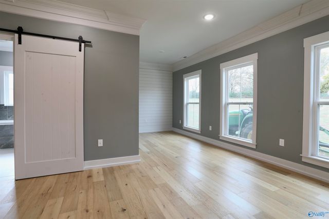 200 Skyview Circle, Muscle Shoals, AL 35661