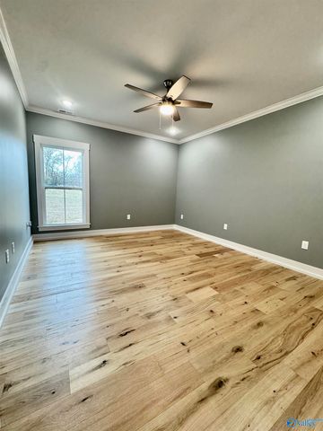 200 Skyview Circle, Muscle Shoals, AL 35661