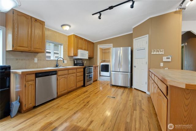 1204 342nd Street E, Roy, WA 98580