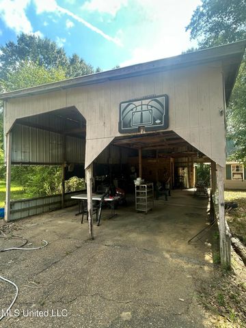 2002 Bala Chitto Road, Magnolia, MS 39652