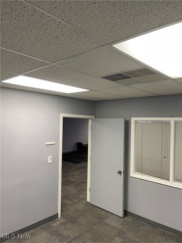 4021 Youngstown Road, Warren, OH 44484