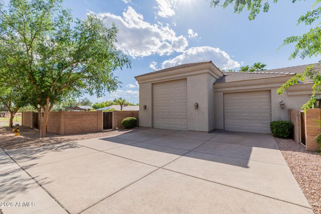 1181 E MELODY Court, Gilbert, AZ 85234