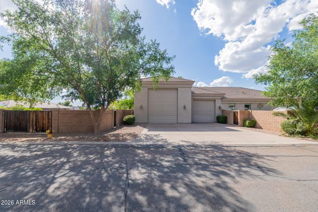 1181 E MELODY Court, Gilbert, AZ 85234
