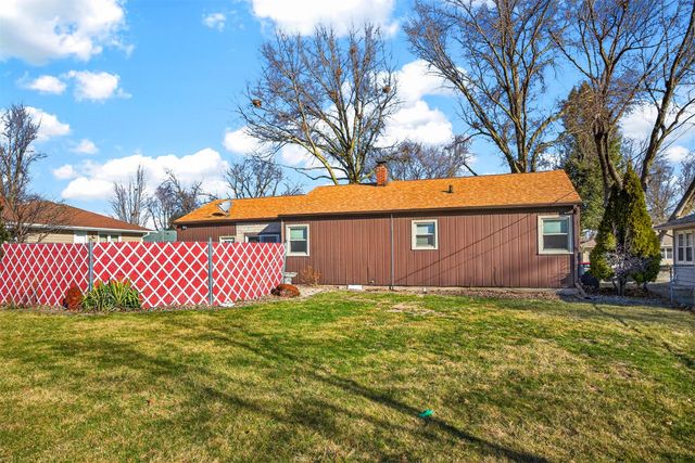 223 SE East Lawn Drive, Ankeny, IA 50021