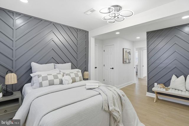 2912 DUPONT AVE, Baltimore, MD 21215