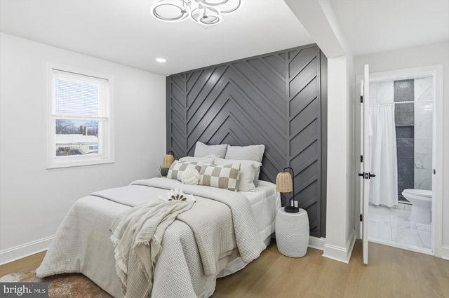 2912 DUPONT AVE, Baltimore, MD 21215