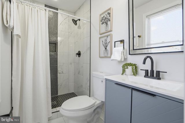 2912 DUPONT AVE, Baltimore, MD 21215