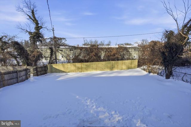 2912 DUPONT AVE, Baltimore, MD 21215