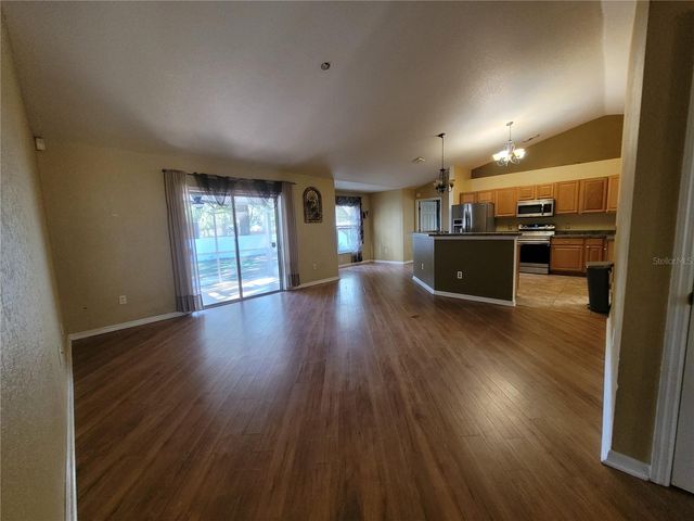 5851 NW 62ND AVENUE, Ocala, FL 34482