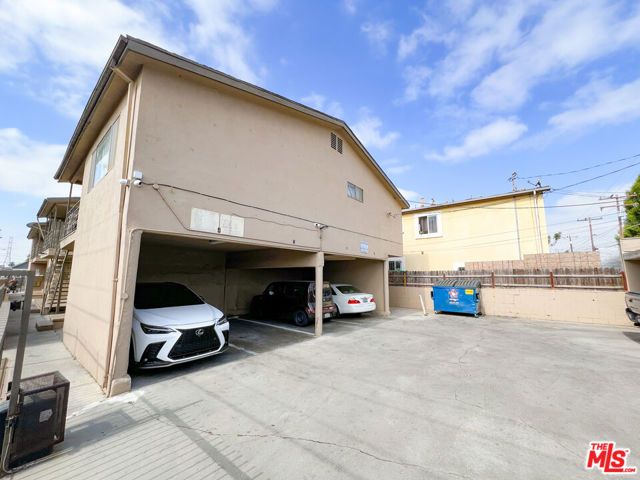 1017 W 95th Street, Los Angeles, CA 90044