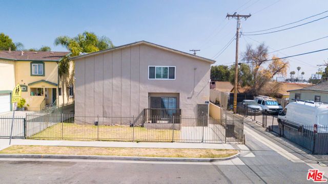 1017 W 95th Street, Los Angeles, CA 90044