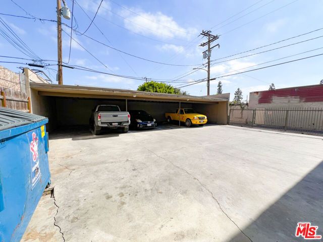 1017 W 95th Street, Los Angeles, CA 90044
