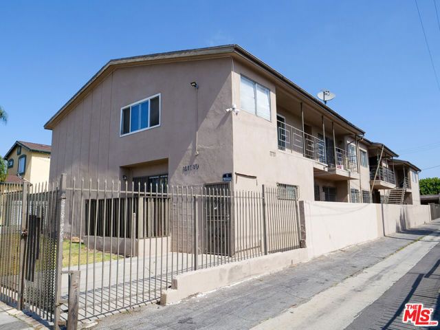 1017 W 95th Street, Los Angeles, CA 90044