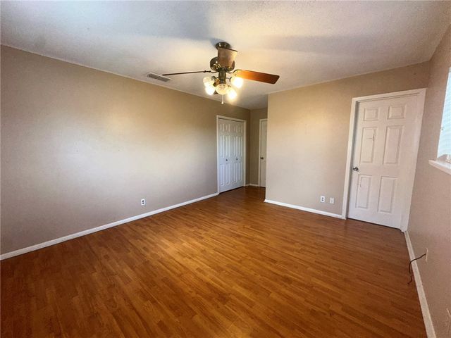 1113 Memorial Pkwy, Portland, TX 78374