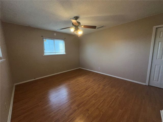 1113 Memorial Pkwy, Portland, TX 78374