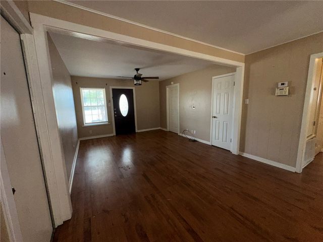 1113 Memorial Pkwy, Portland, TX 78374